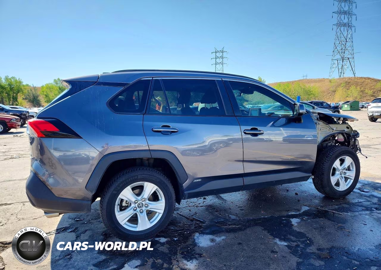 2020 Toyota Rav4 Hybrid Xle VIN:4T3R6RFV2LU003480 - 3