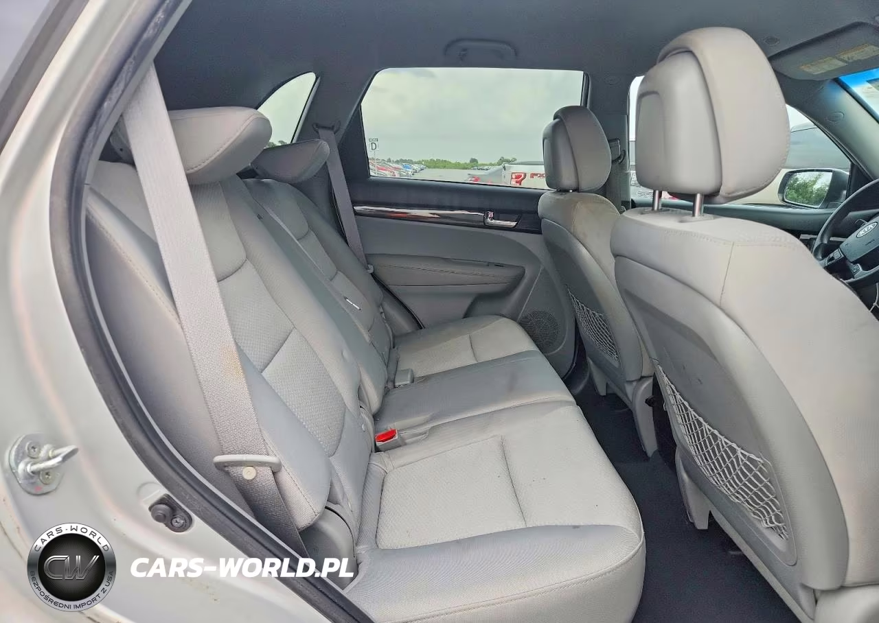2012 Kia Sorento Lx VIN:5XYKT3A16CG272365 - 10