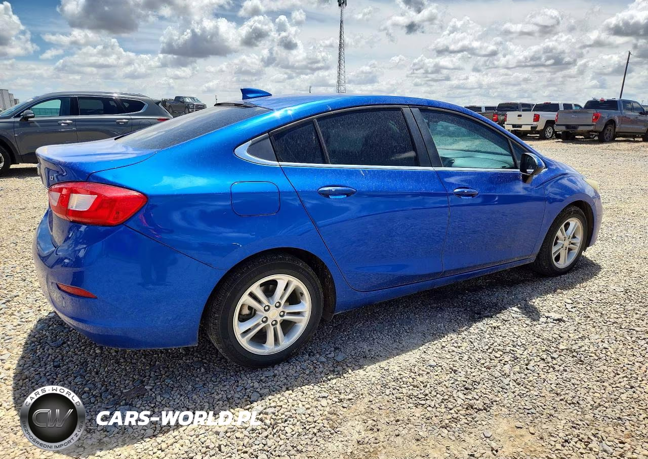 2017 Chevrolet Cruze Lt VIN:3G1BE5SMXHS572441 - 3