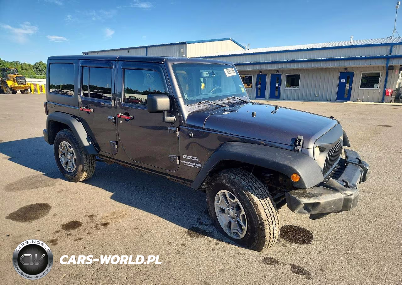 2014 Jeep Wrangler Unlimited Sport VIN:1C4BJWDG0EL265166 - 4