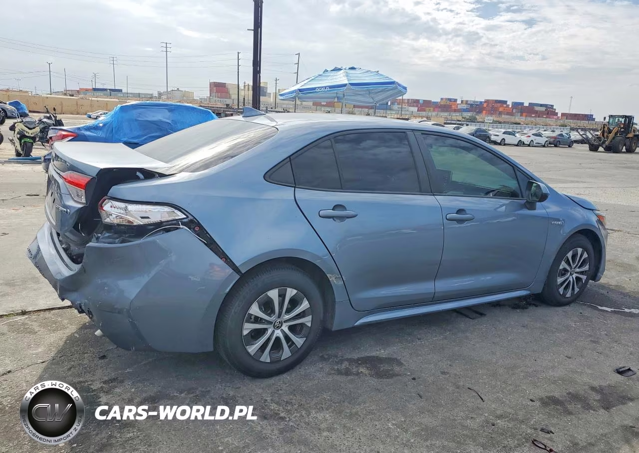 2021 Toyota Corolla Le VIN:JTDEAMDE8MJ007908 - 3