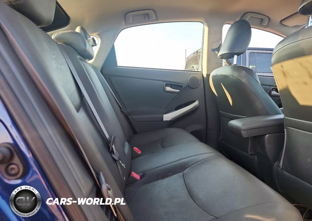 2011 Toyota Prius Four VIN:JTDKN3DU6B1425809 - 10