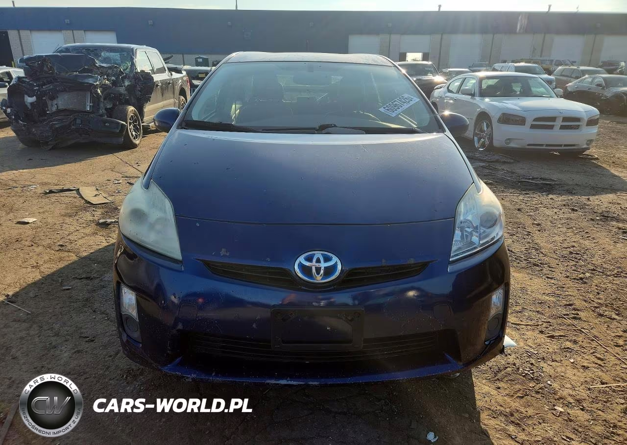 2011 Toyota Prius Four VIN:JTDKN3DU6B1425809 - 5