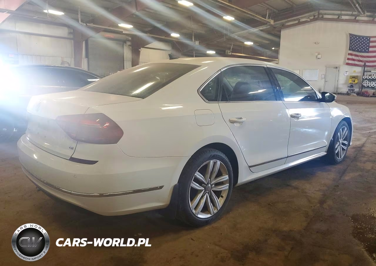2017 Volkswagen Passat Se VIN:1VWGT7A31HC011281 - 3