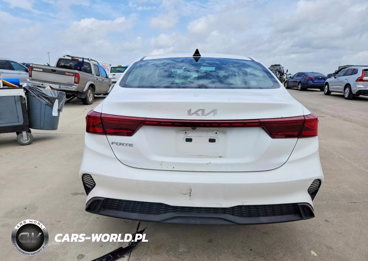 2022 Kia Forte Lxs VIN:3KPF24ADXNE451920 - 6