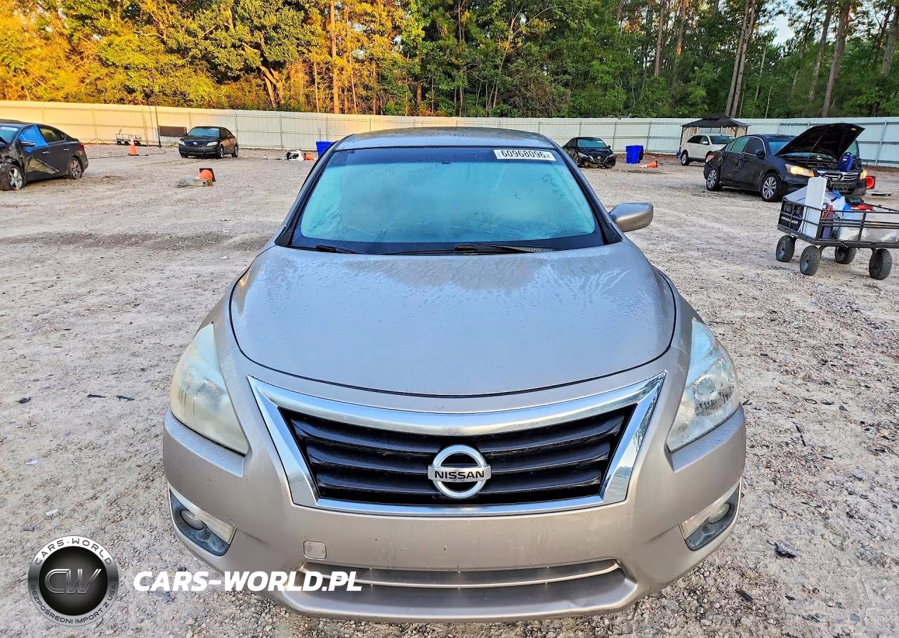 2015 Nissan Altima 2.5 Sv VIN:1N4AL3AP4FC569861 - 5
