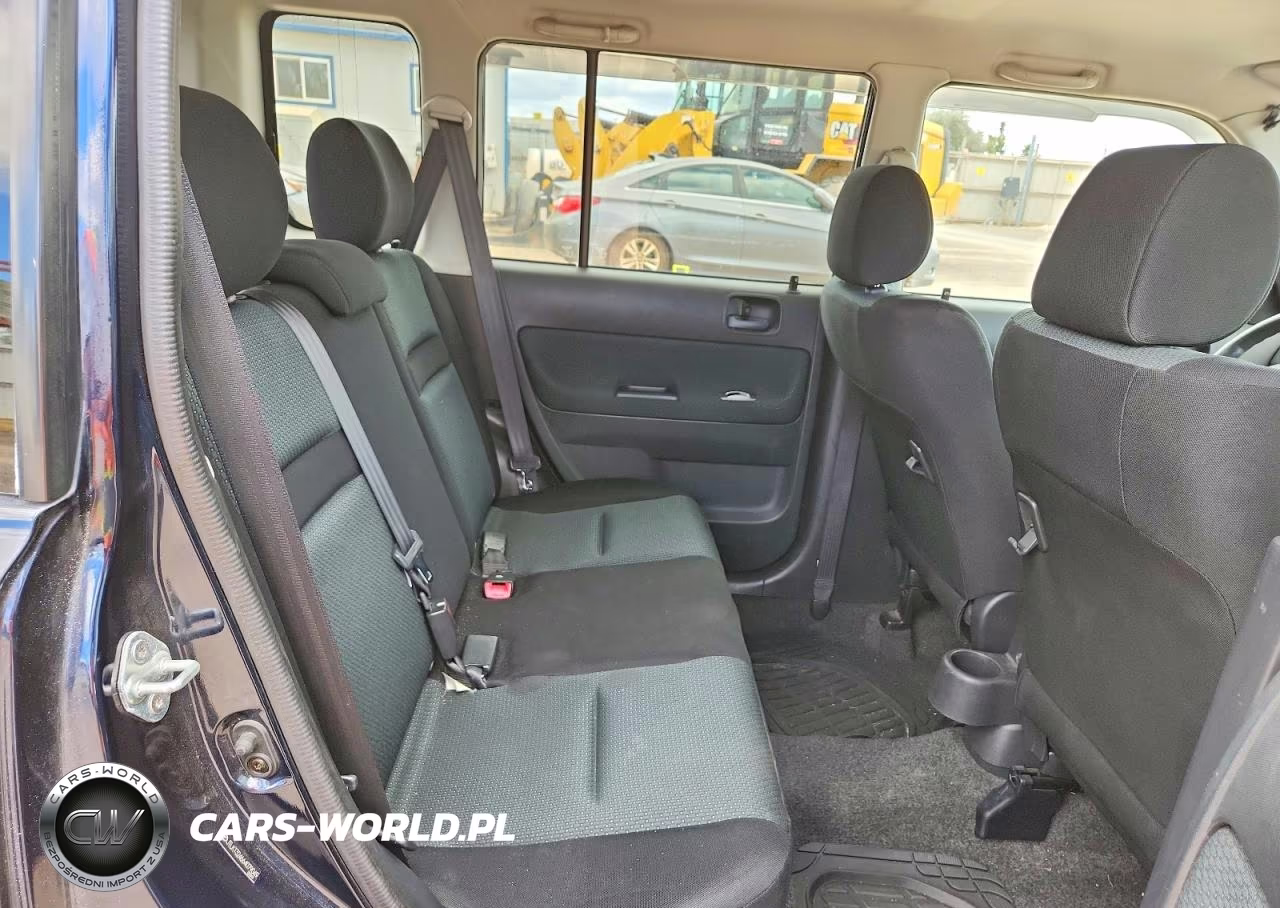 2006 Toyota Scion Xb VIN:JTLKT324664079049 - 11