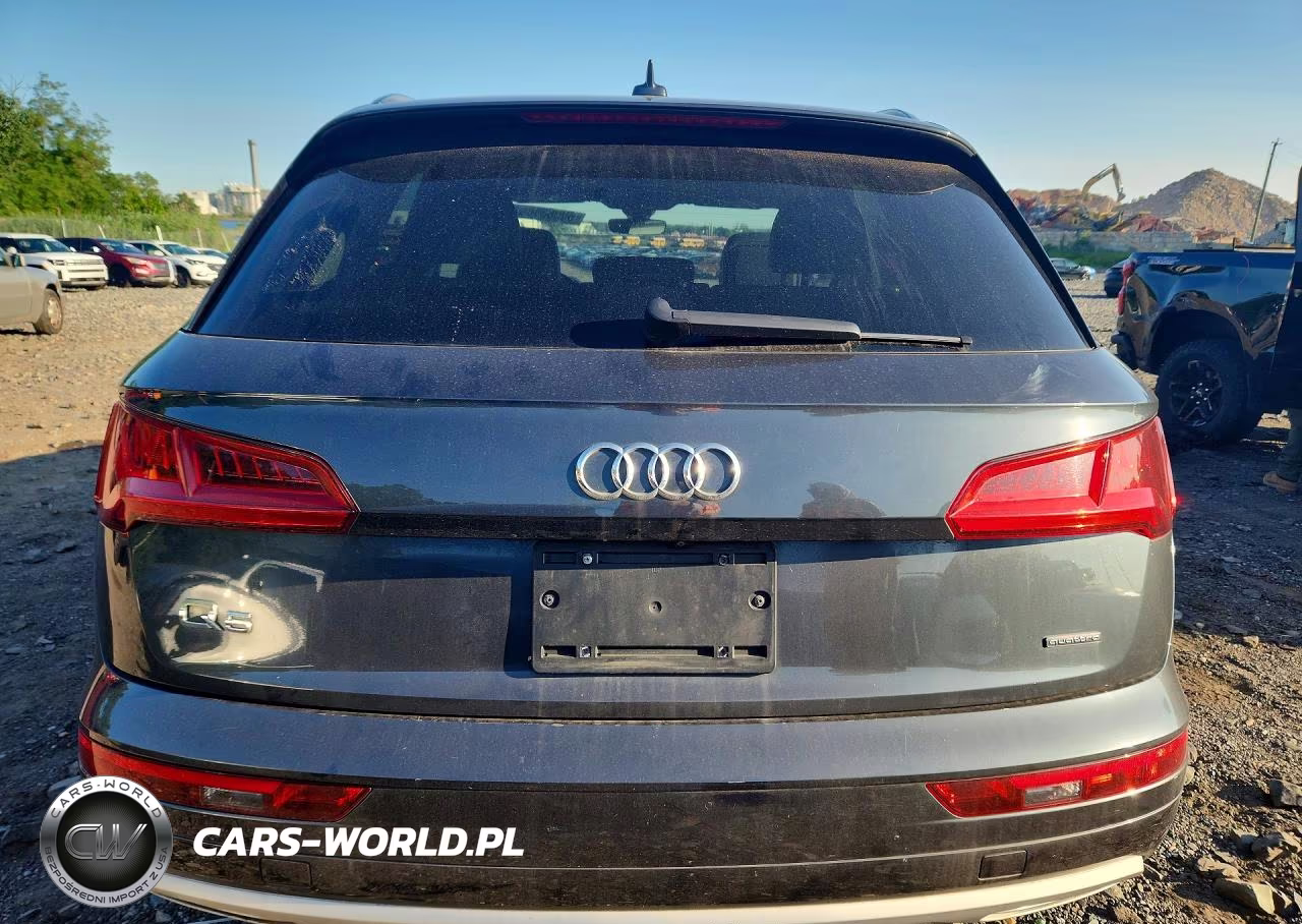 2019 Audi Q5 Premium VIN:WA1ANAFYXK2055422 - 6
