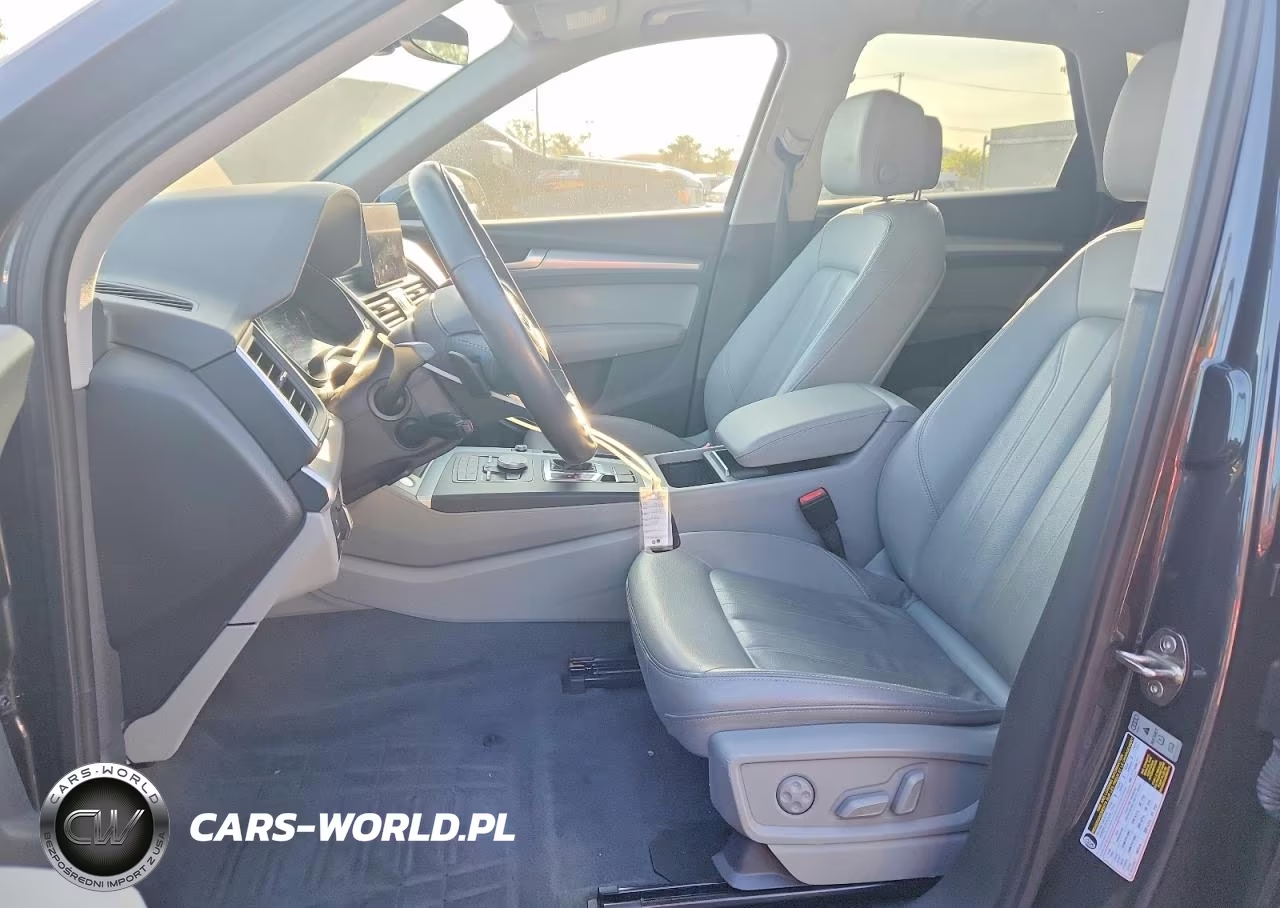 2019 Audi Q5 Premium VIN:WA1ANAFYXK2055422 - 7