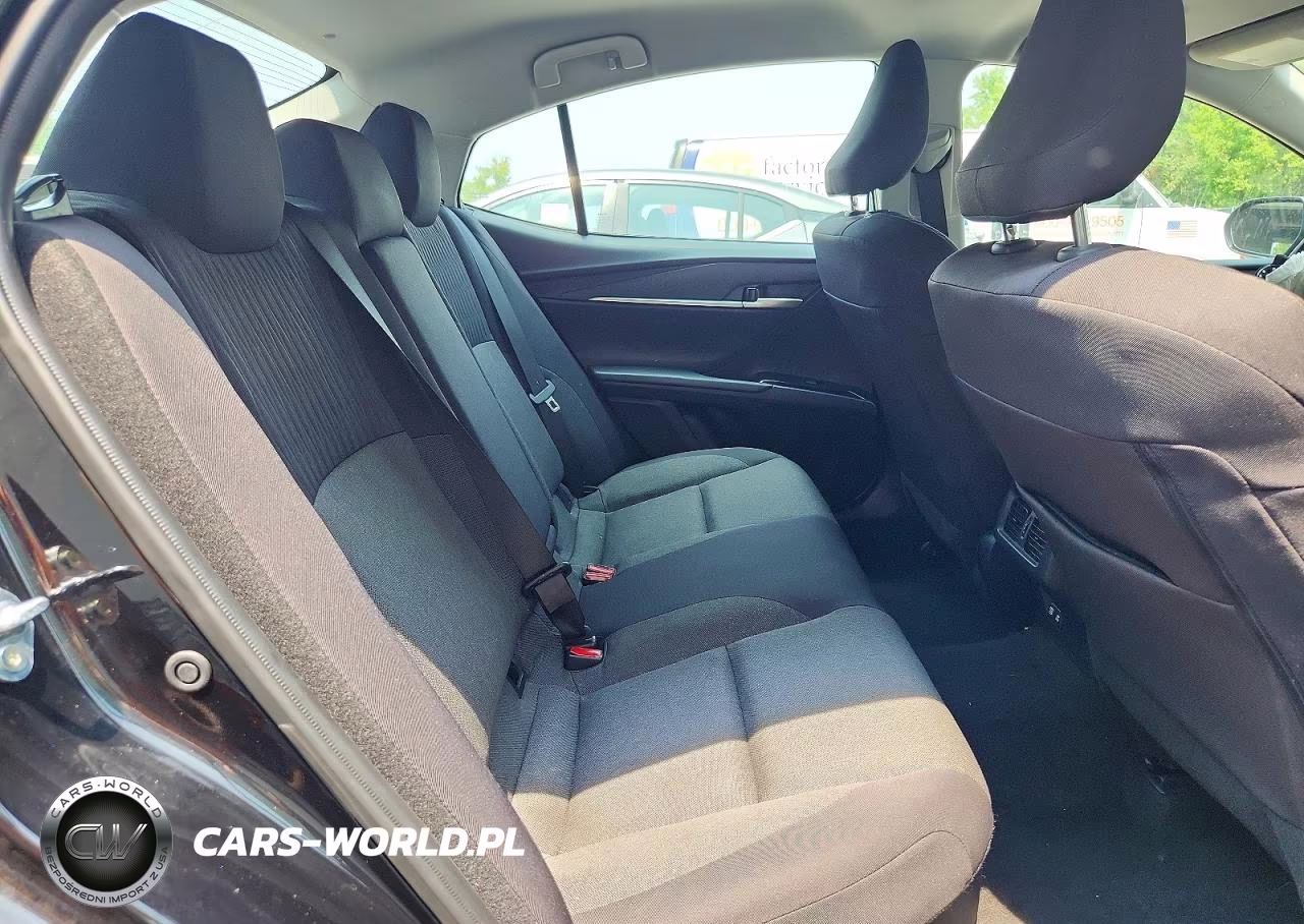 2025 Toyota Camry Le VIN:4T1DAACK5SU138271 - 10