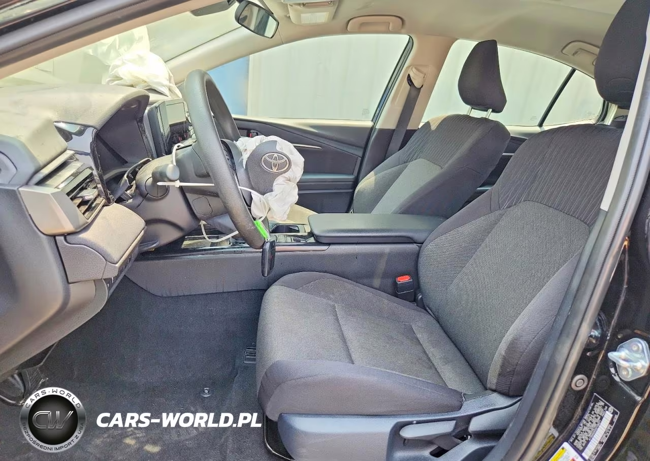 2025 Toyota Camry Le VIN:4T1DAACK5SU138271 - 7