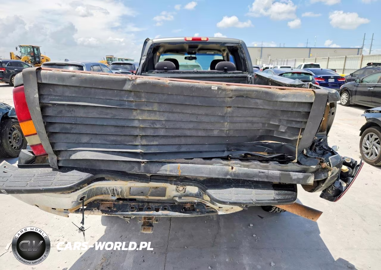 2001 GMC Sierra C2500 Heavy Duty VIN:1GTHC29U51E330958 - 6