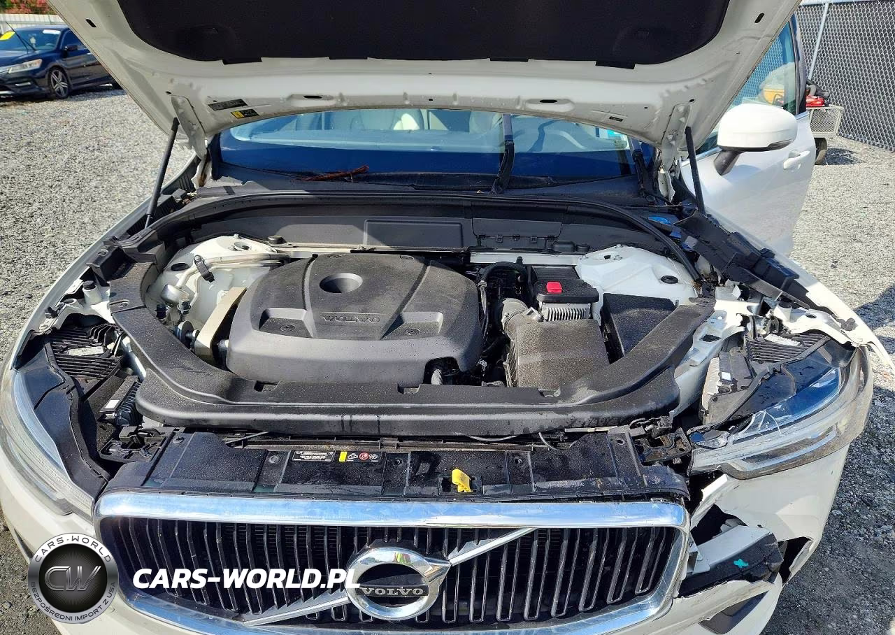 2020 Volvo Xc60 T5 Momentum VIN:YV4102DK7L1585375 - 12