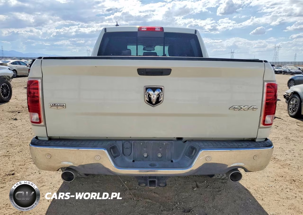 2018 Ram 1500 Laramie VIN:1C6RR7NMXJS353487 - 6
