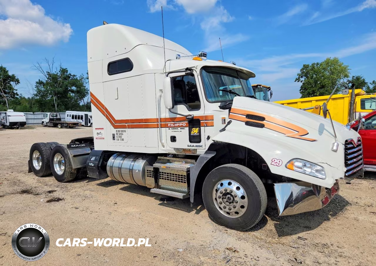 2018 Mack Cxu613 Semi Truck VIN:1M1AW09Y3JM086975 - 4