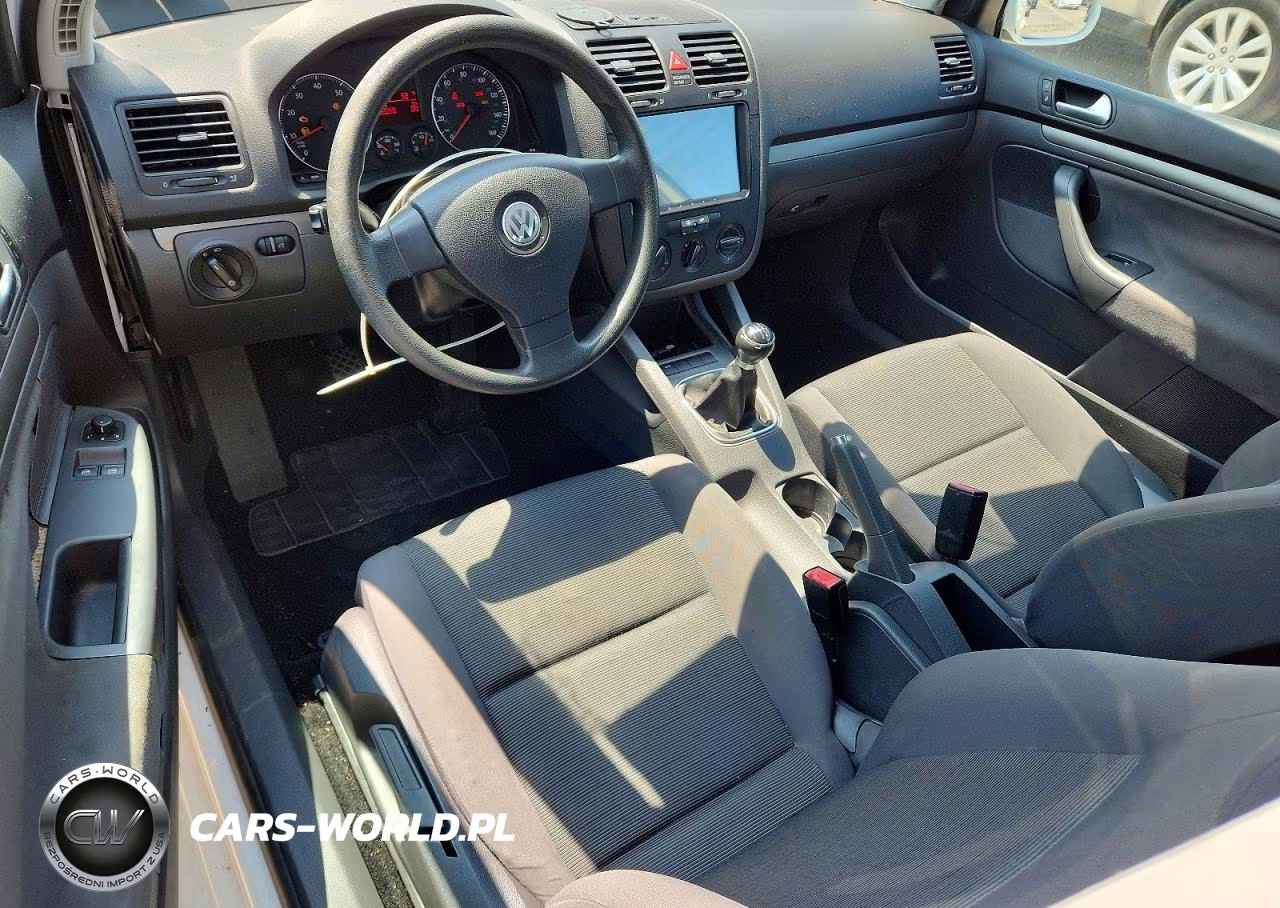 2007 Volkswagen Rabbit VIN:WVWAR71K67W108407 - 8