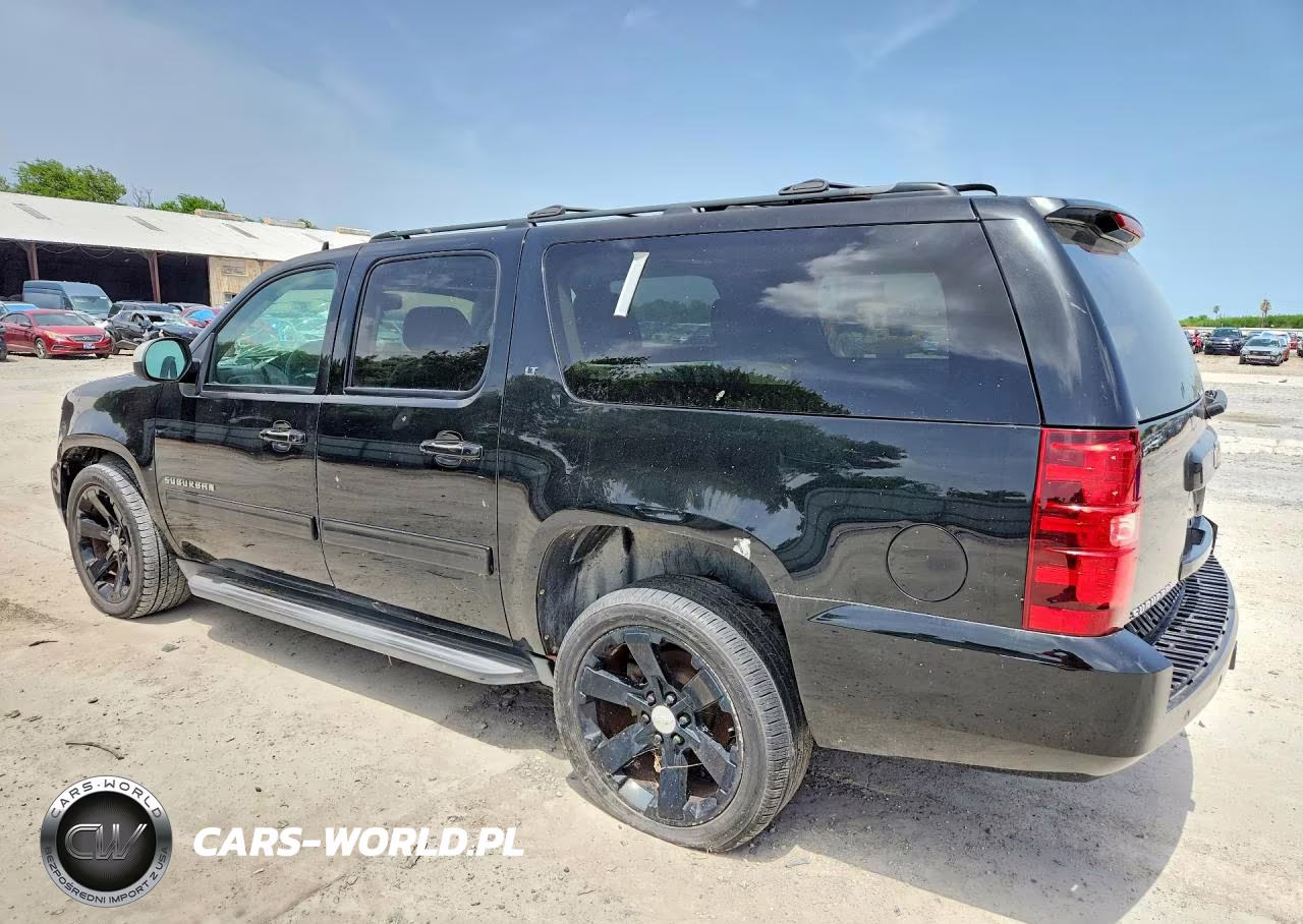 2014 Chevrolet Suburban VIN:1GNSCJE0XER132952 - 2