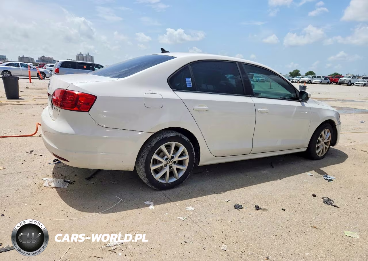 2011 Volkswagen Jetta Se VIN:3VWDX7AJ8BM367240 - 3