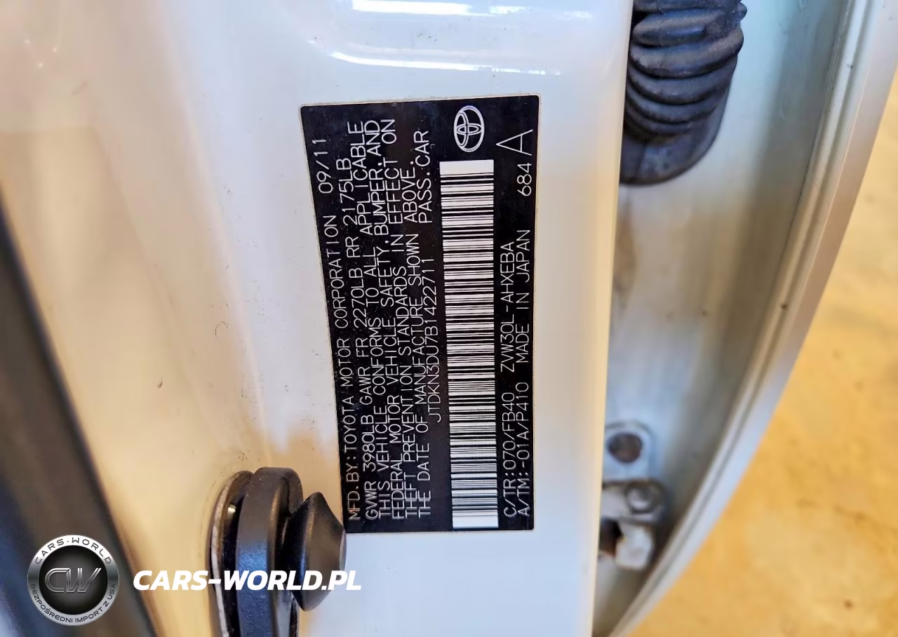 2011 Toyota Prius Two VIN:JTDKN3DU7B1422711 - 13