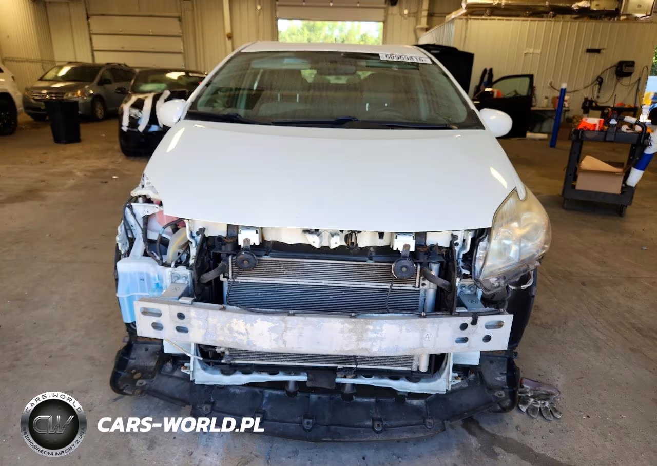 2011 Toyota Prius Two VIN:JTDKN3DU7B1422711 - 5