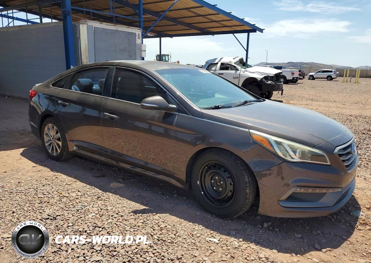 2017 Hyundai Sonata Sport VIN:5NPE34AF3HH588286 - 4