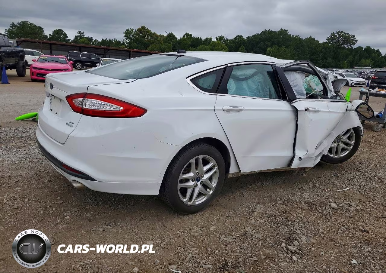 2015 Ford Fusion Se VIN:1FA6P0HD9F5117316 - 3