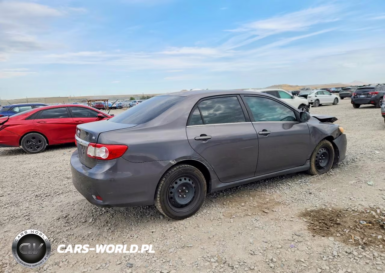 2013 Toyota Corolla Le VIN:5YFBU4EE8DP201259 - 3