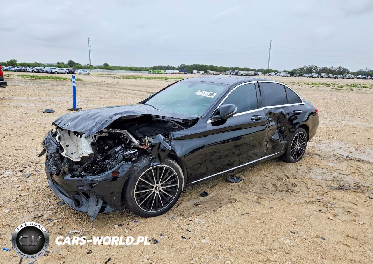 2021 Mercedes-Benz C 300