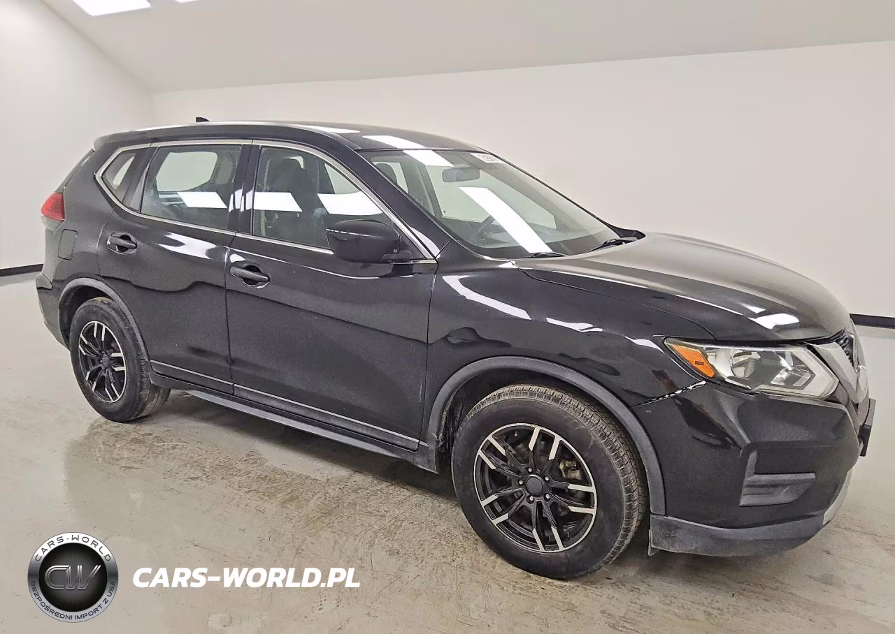 2018 Nissan Rogue S VIN:JN8AT2MT5JW452315 - 4