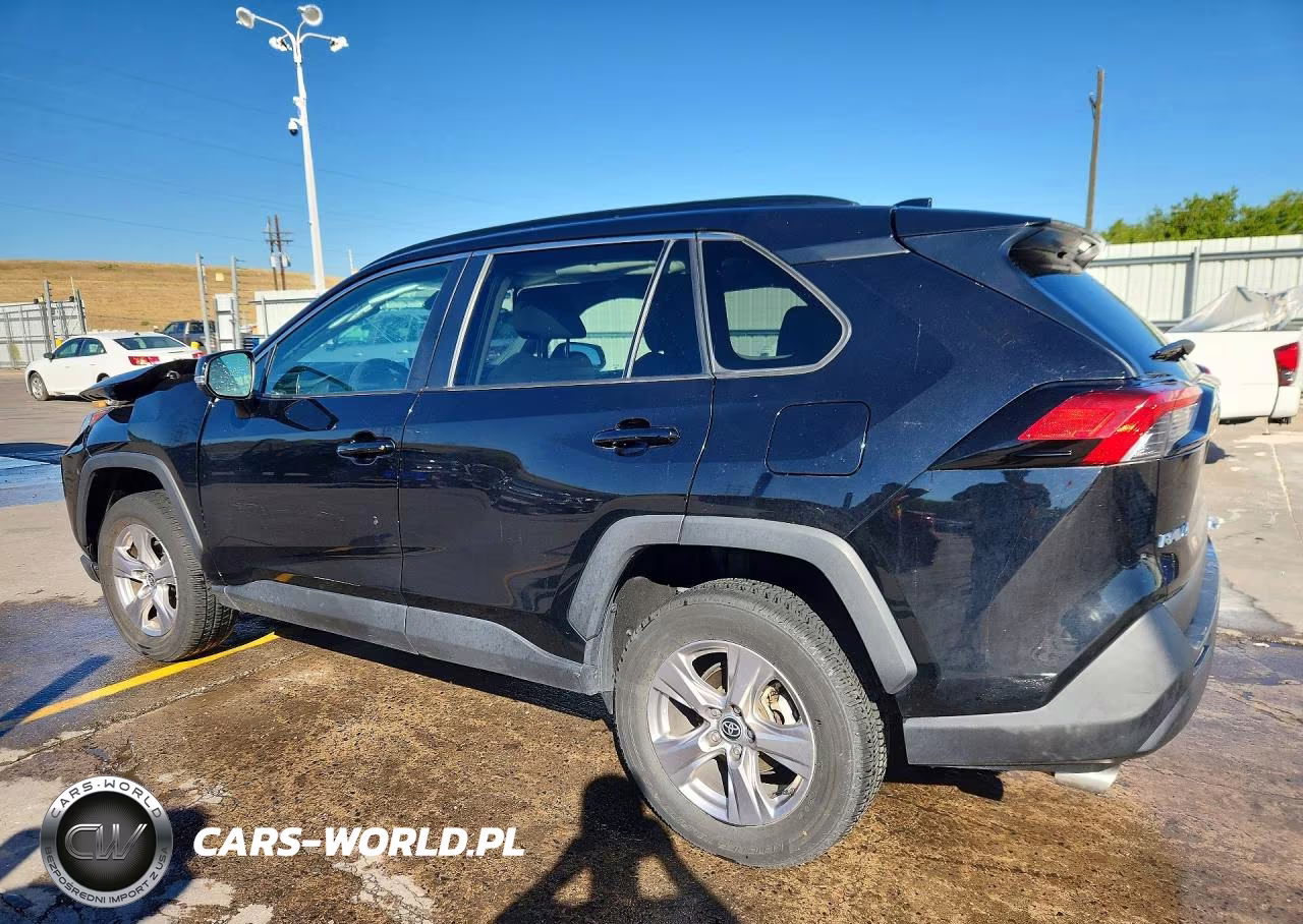 2023 Toyota Rav4 Xle VIN:2T3P1RFV9PW376382 - 2