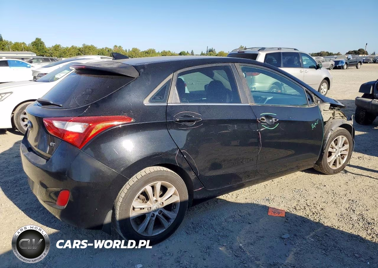 2013 Hyundai Elantra Gt Base VIN:KMHD35LE6DU132199 - 3