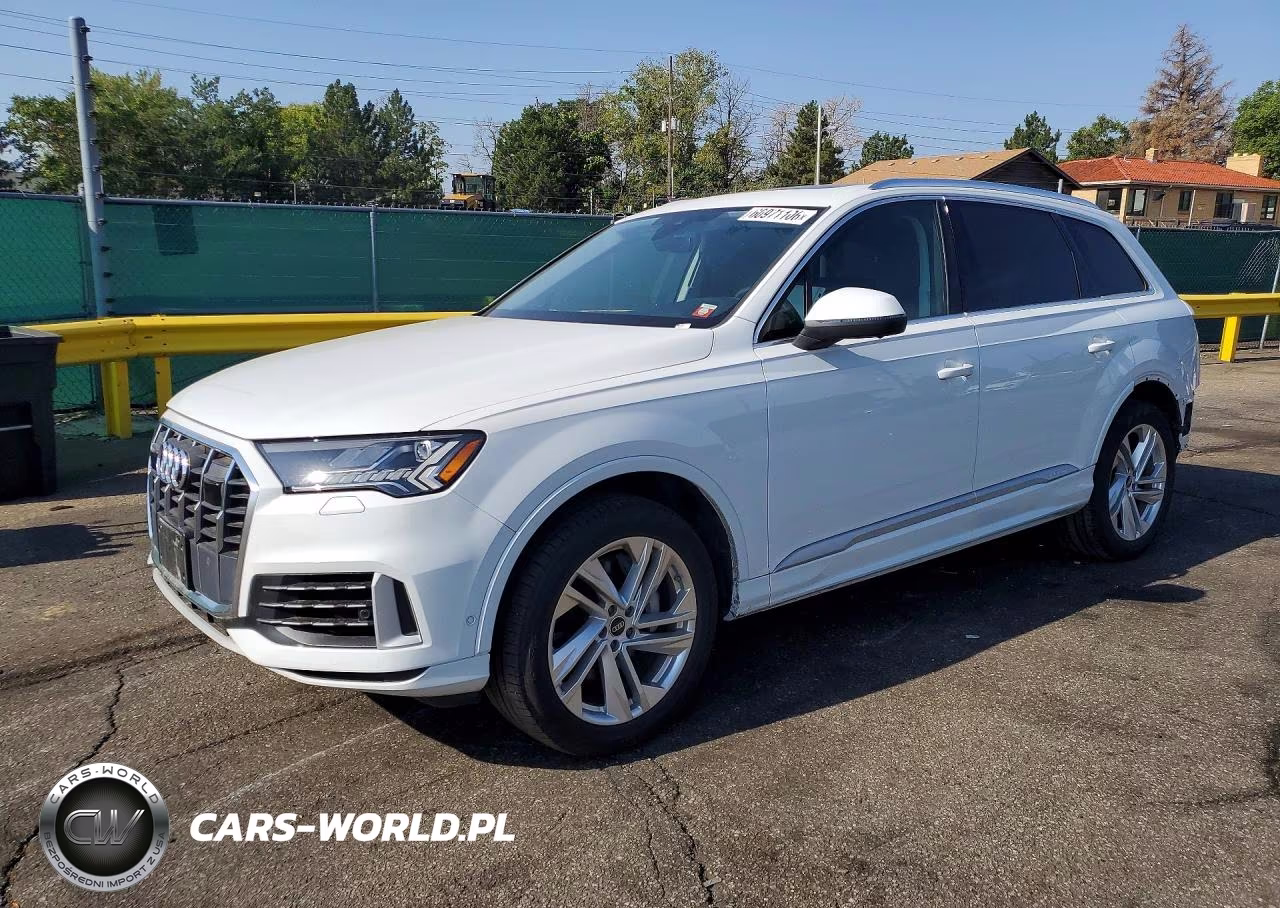 2023 Audi Q7 Premium