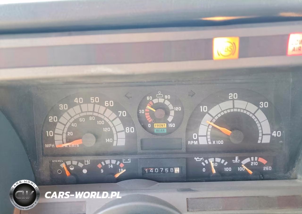 1999 GMC C7 Flatbed Truck VIN:1GDM7H1CXXJ500509 - 9
