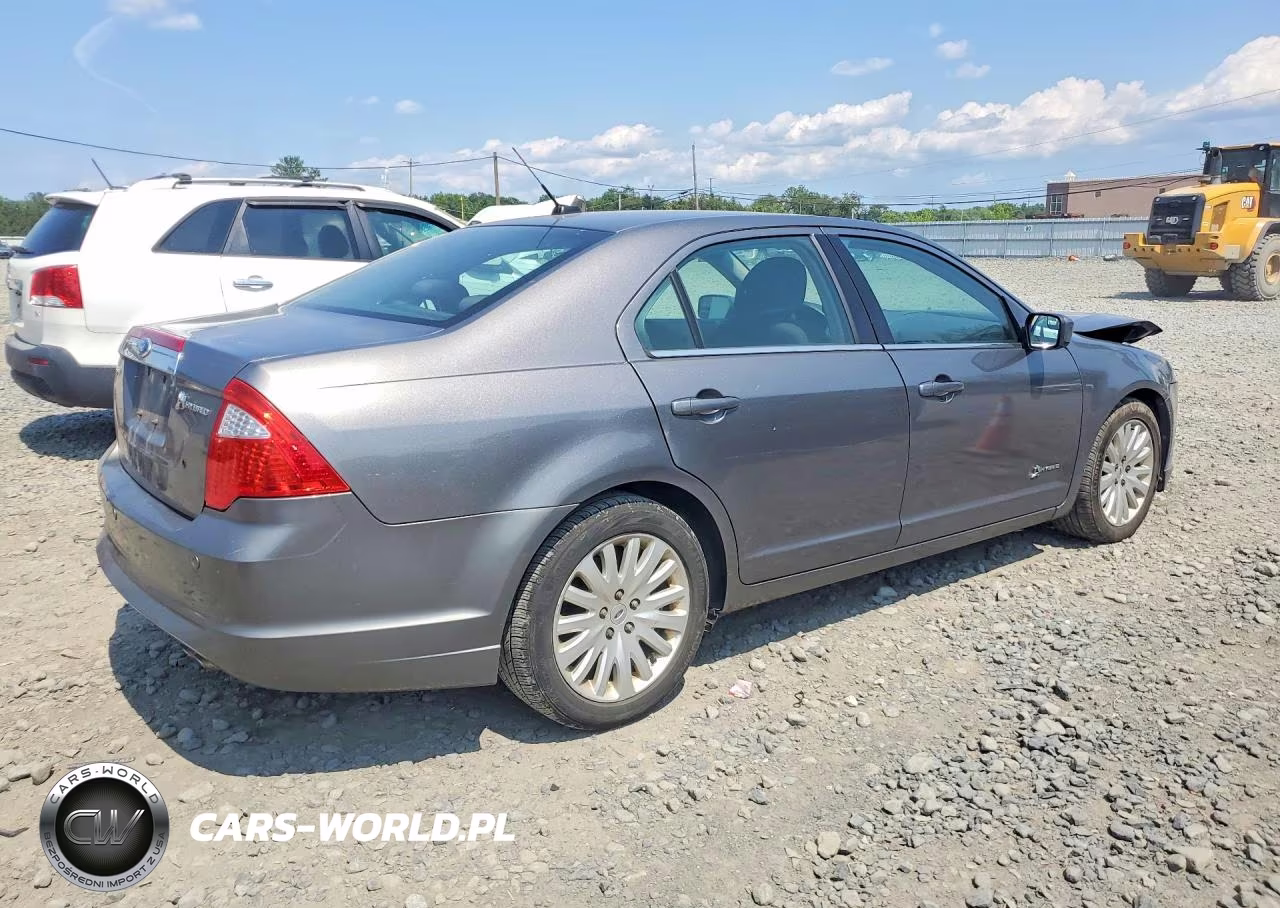 2010 Ford Fusion Hybrid VIN:3FADP0L35AR275311 - 3