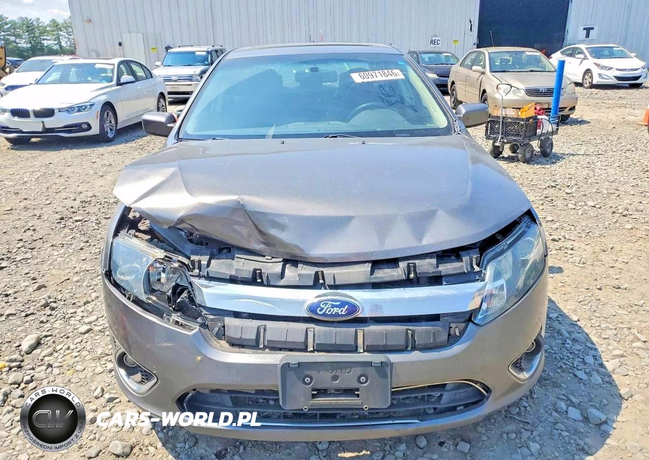 2010 Ford Fusion Hybrid VIN:3FADP0L35AR275311 - 5