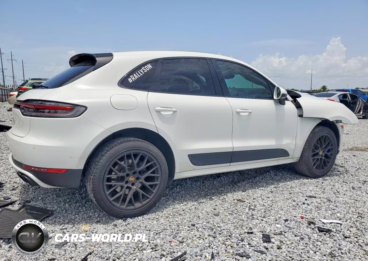 2020 Porsche Macan VIN:WP1AA2A58LLB11713 - 3