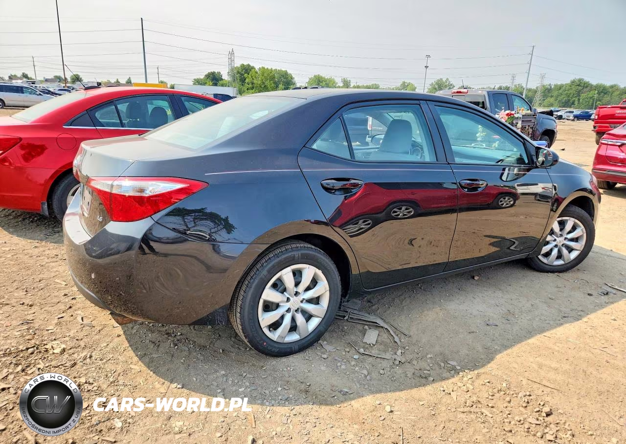 2014 Toyota Corolla Le VIN:2T1BURHE4EC112993 - 3