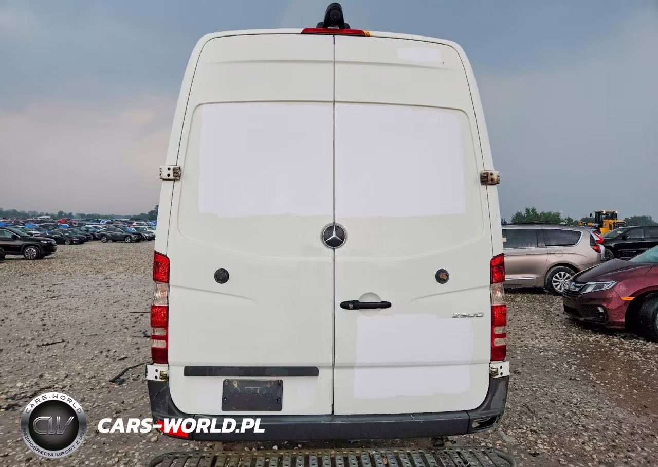 2018 Mercedes-Benz Sprinter 2500 VIN:WD3PE8CD0JP595609 - 6