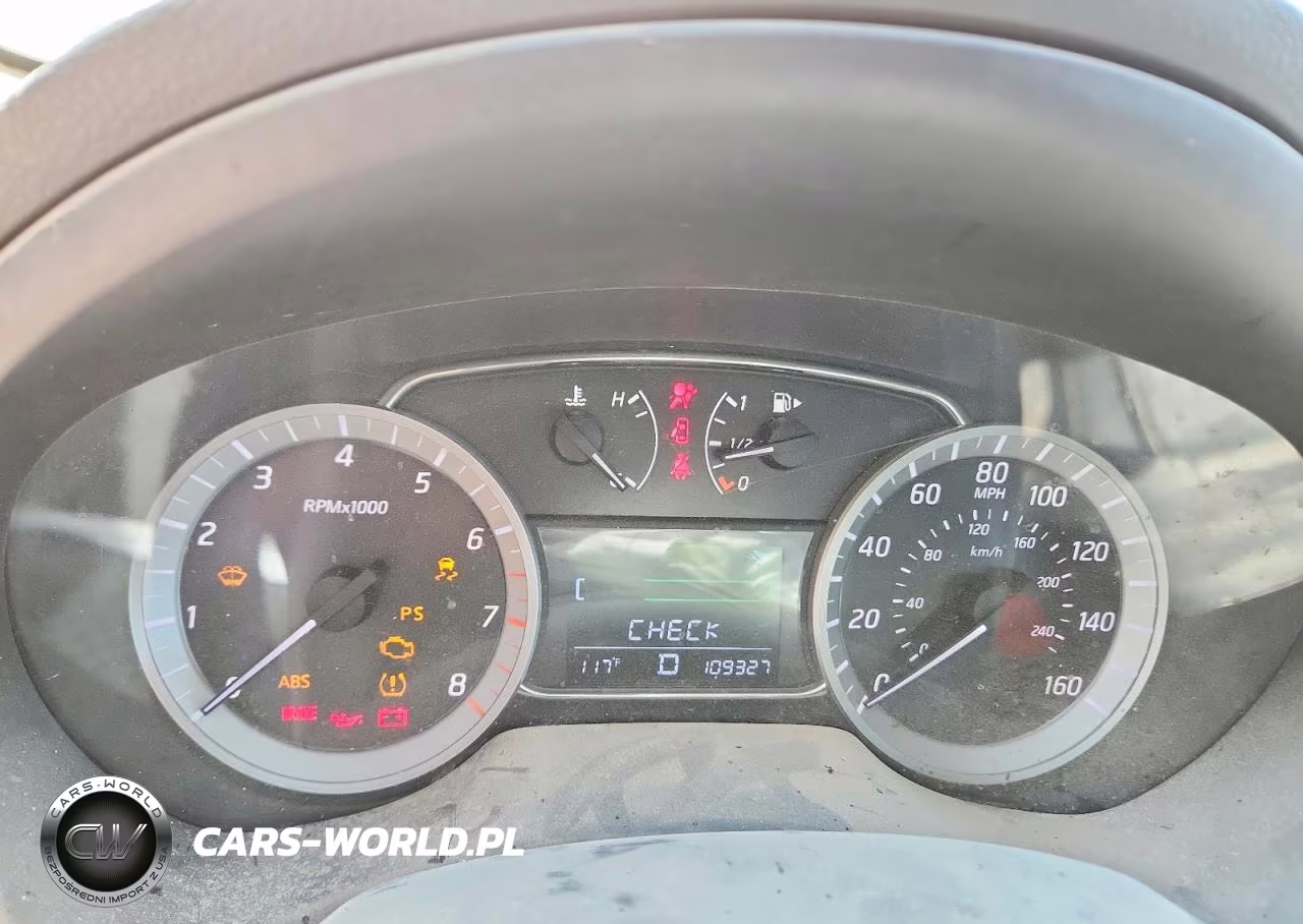 2014 Nissan Sentra Sr VIN:3N1AB7AP1EY312802 - 9