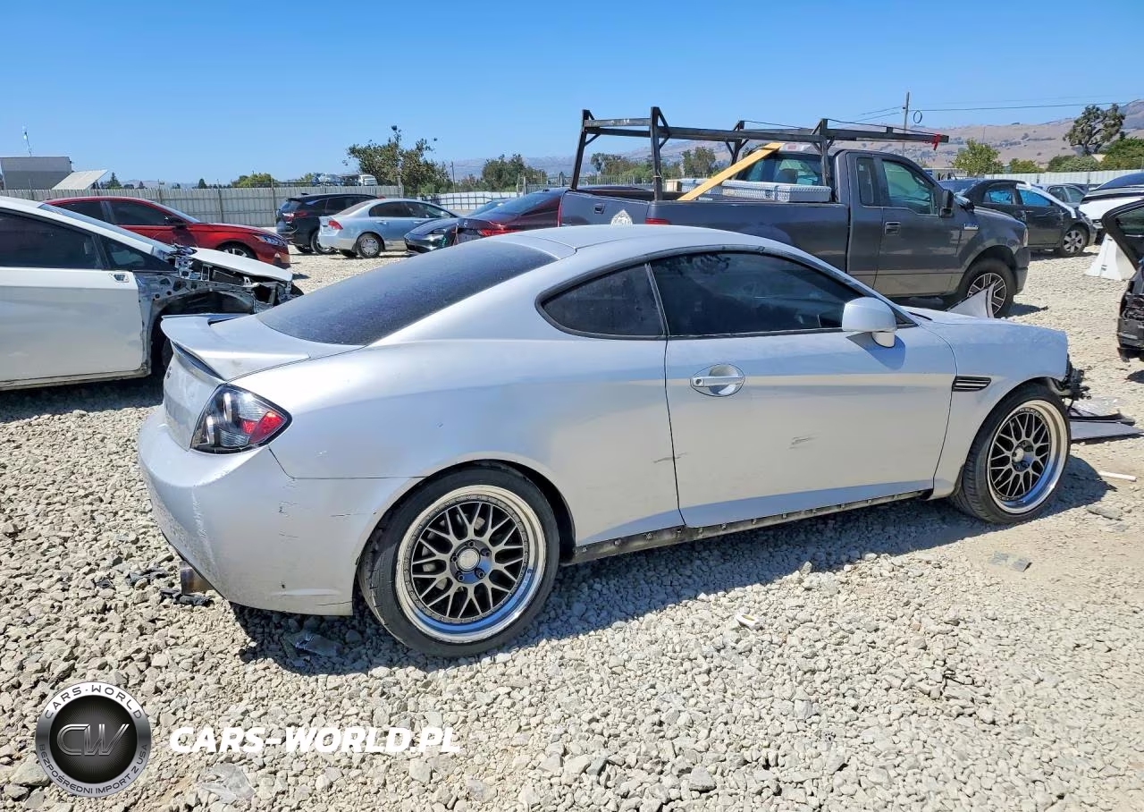 2008 Hyundai Tiburon Gs VIN:KMHHM66D68U275263 - 3