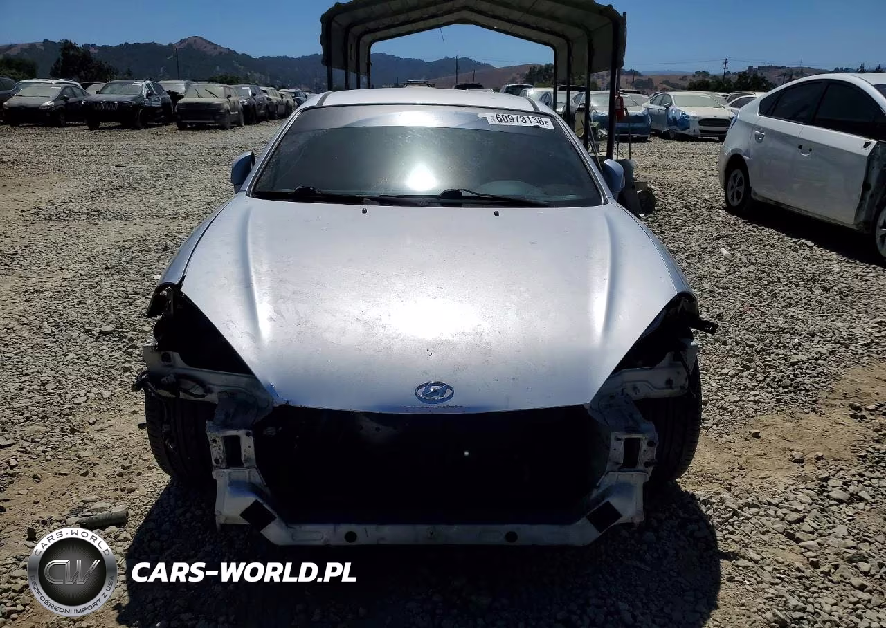 2008 Hyundai Tiburon Gs VIN:KMHHM66D68U275263 - 5