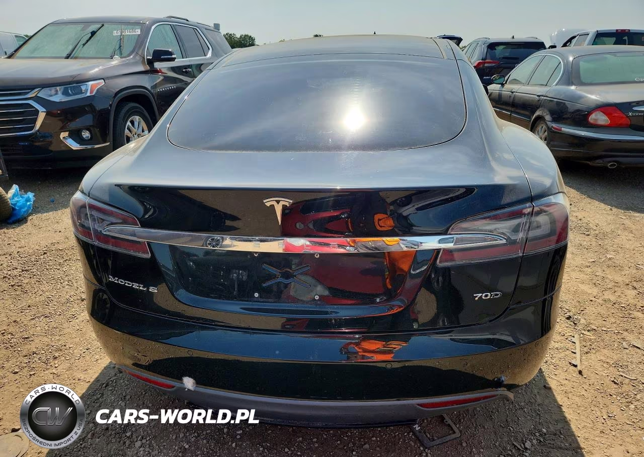 2015 Tesla Model S 70D VIN:5YJSA1S23FF088028 - 6