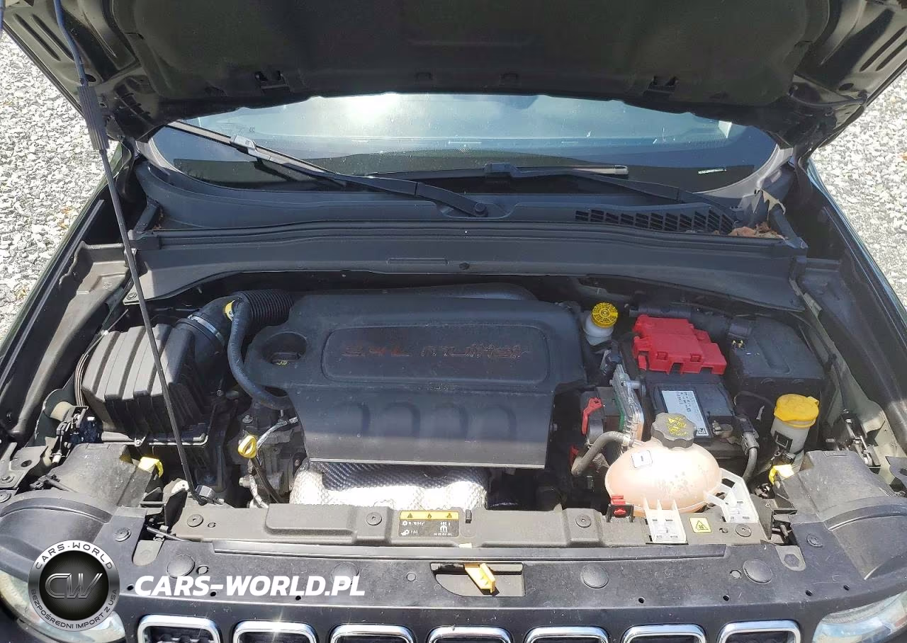 2021 Jeep Renegade Latitude VIN:ZACNJCBB5MPM22622 - 12