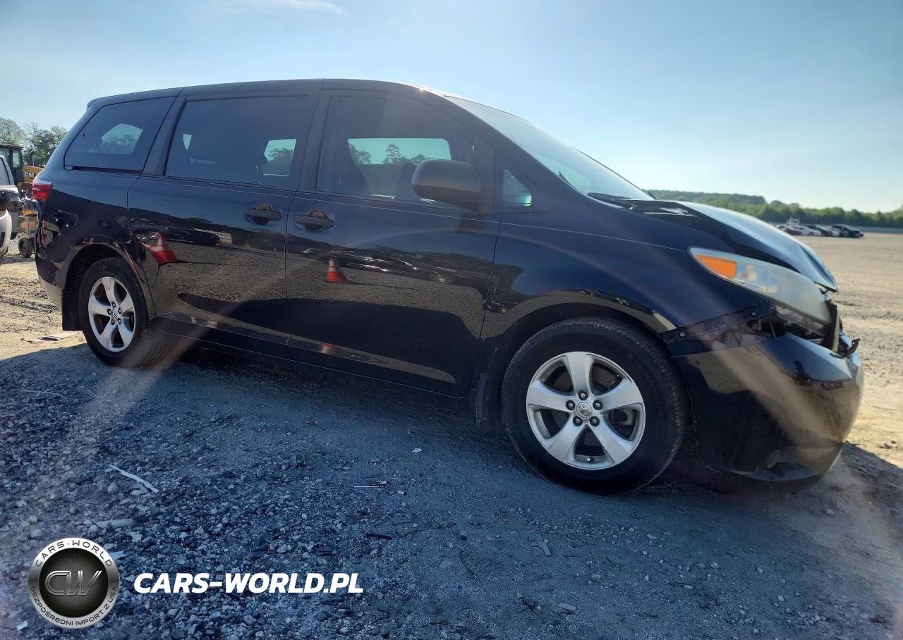 2015 Toyota Sienna L 7-Passenger VIN:5TDZK3DCXFS532143 - 4