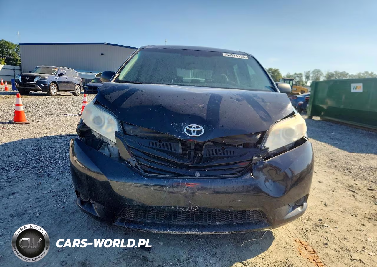2015 Toyota Sienna L 7-Passenger VIN:5TDZK3DCXFS532143 - 5