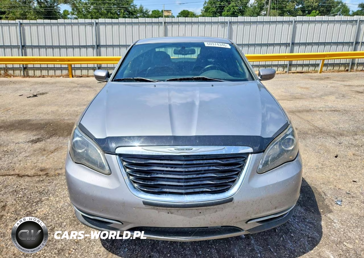 2014 Chrysler 200 Limited VIN:1C3CCBCG5EN136115 - 5