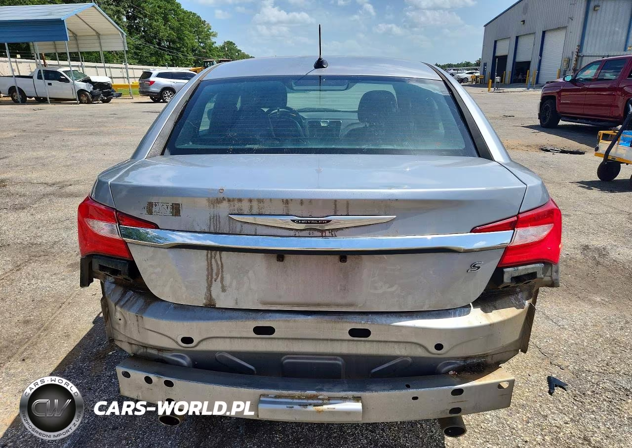 2014 Chrysler 200 Limited VIN:1C3CCBCG5EN136115 - 6