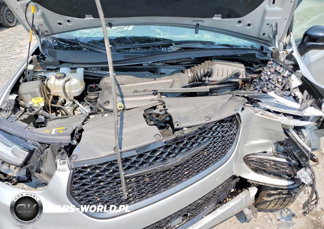 2024 Chrysler Pacifica Touring L VIN:2C4RC3BG0RR174938 - 12