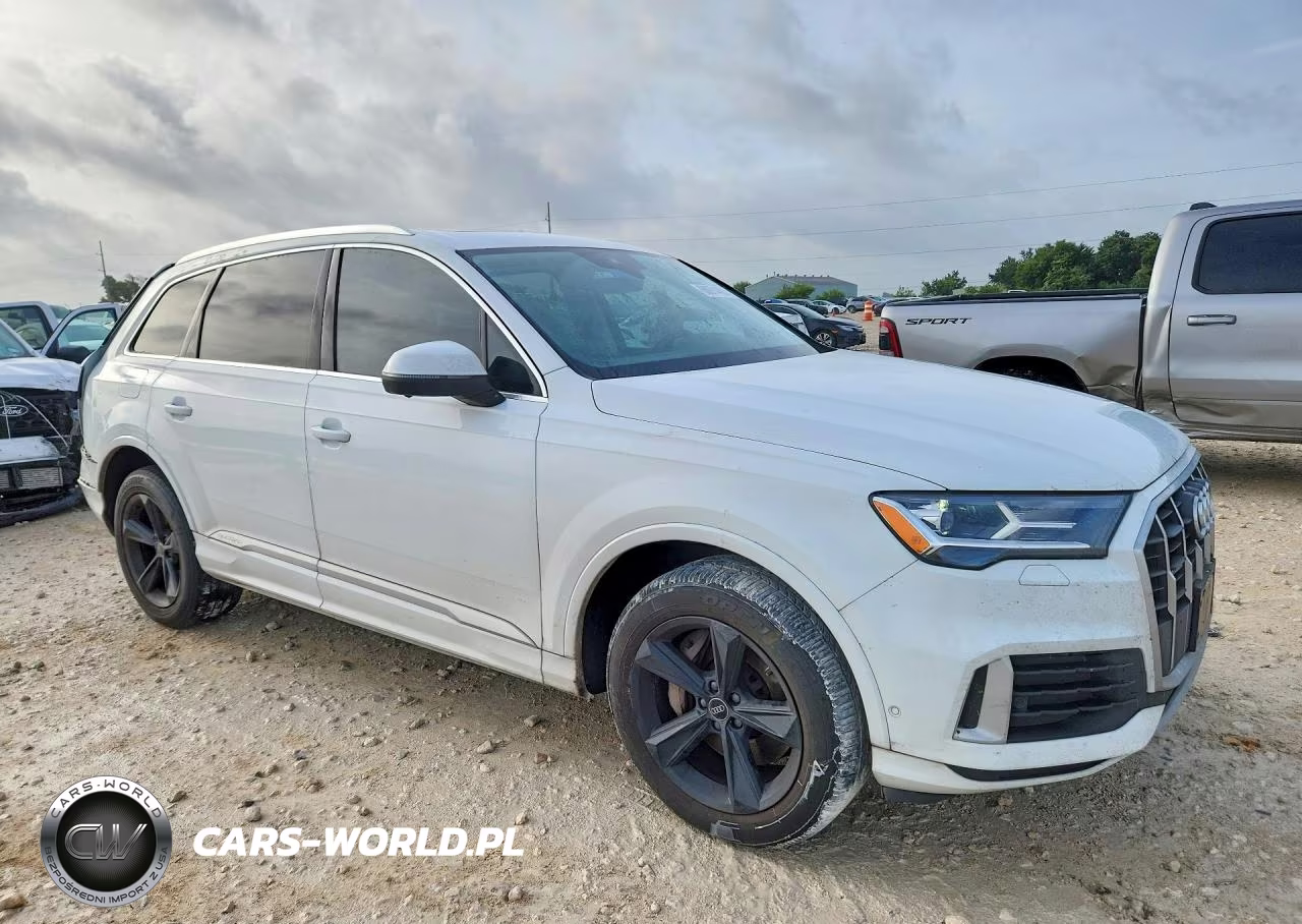 2020 Audi Q7 Premium Plus VIN:WA1LJAF76LD011421 - 4