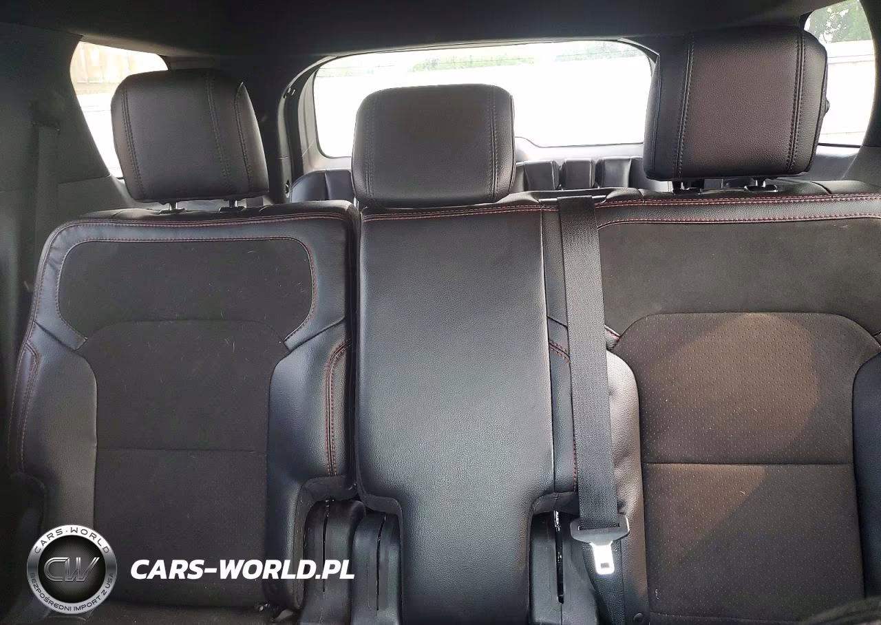 2019 Ford Explorer Xlt VIN:1FM5K8D84KGA39114 - 10
